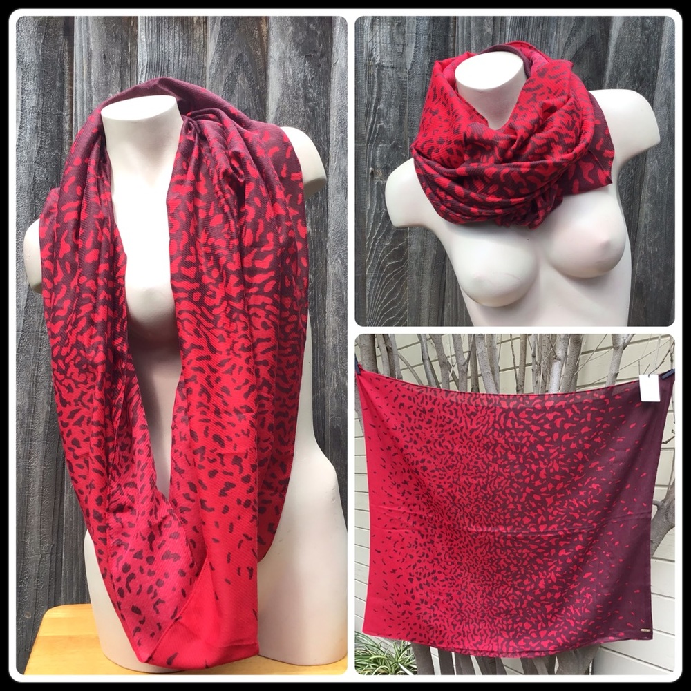 Calvin Klein infinity loop scarf